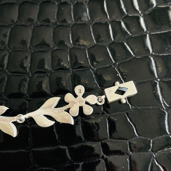 Shiny Marcasite Flower Link Sterling Silver Floral Bracelet - Picture 6 of 12